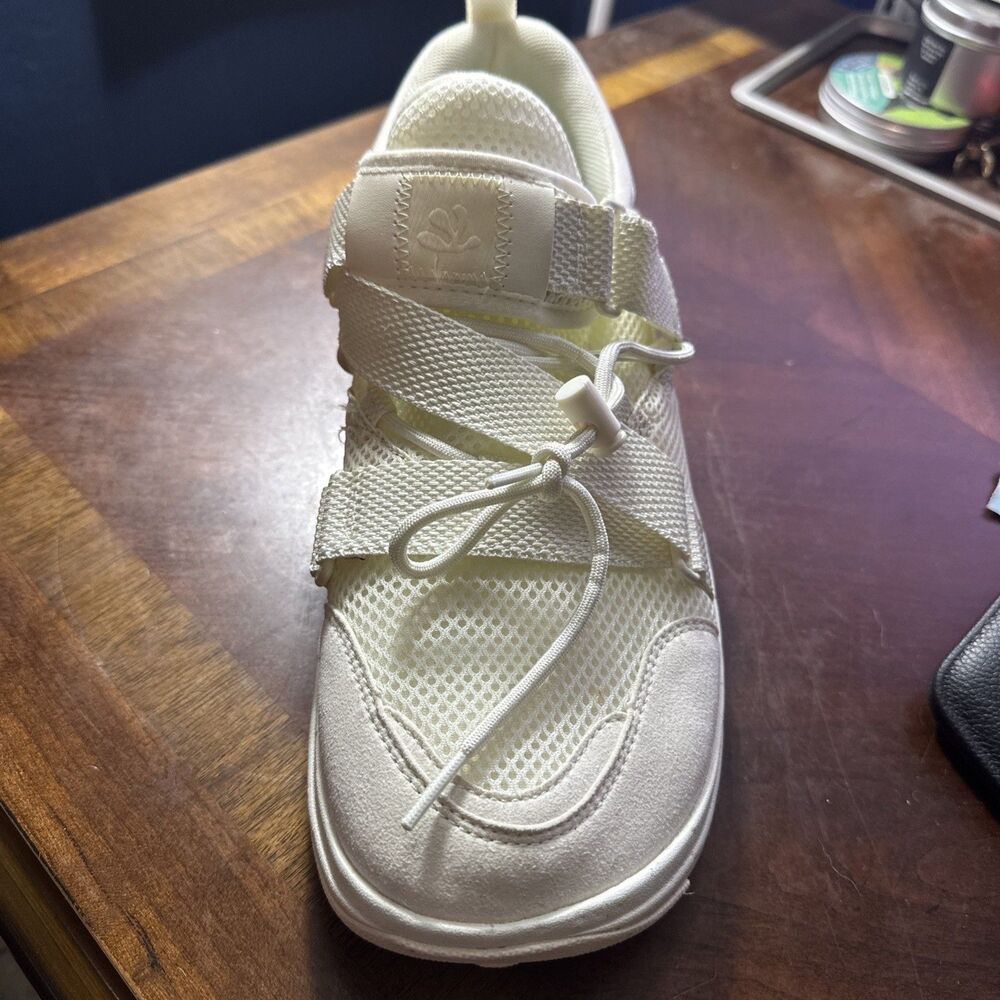 White Athletic Men's Shoe